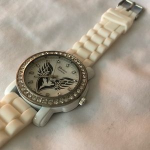 White rubber large-faced watch